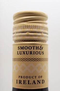 Merrys - White Chocolate Irish Cream Likör -Der Schnapsstodl Verkäufe DSC00484