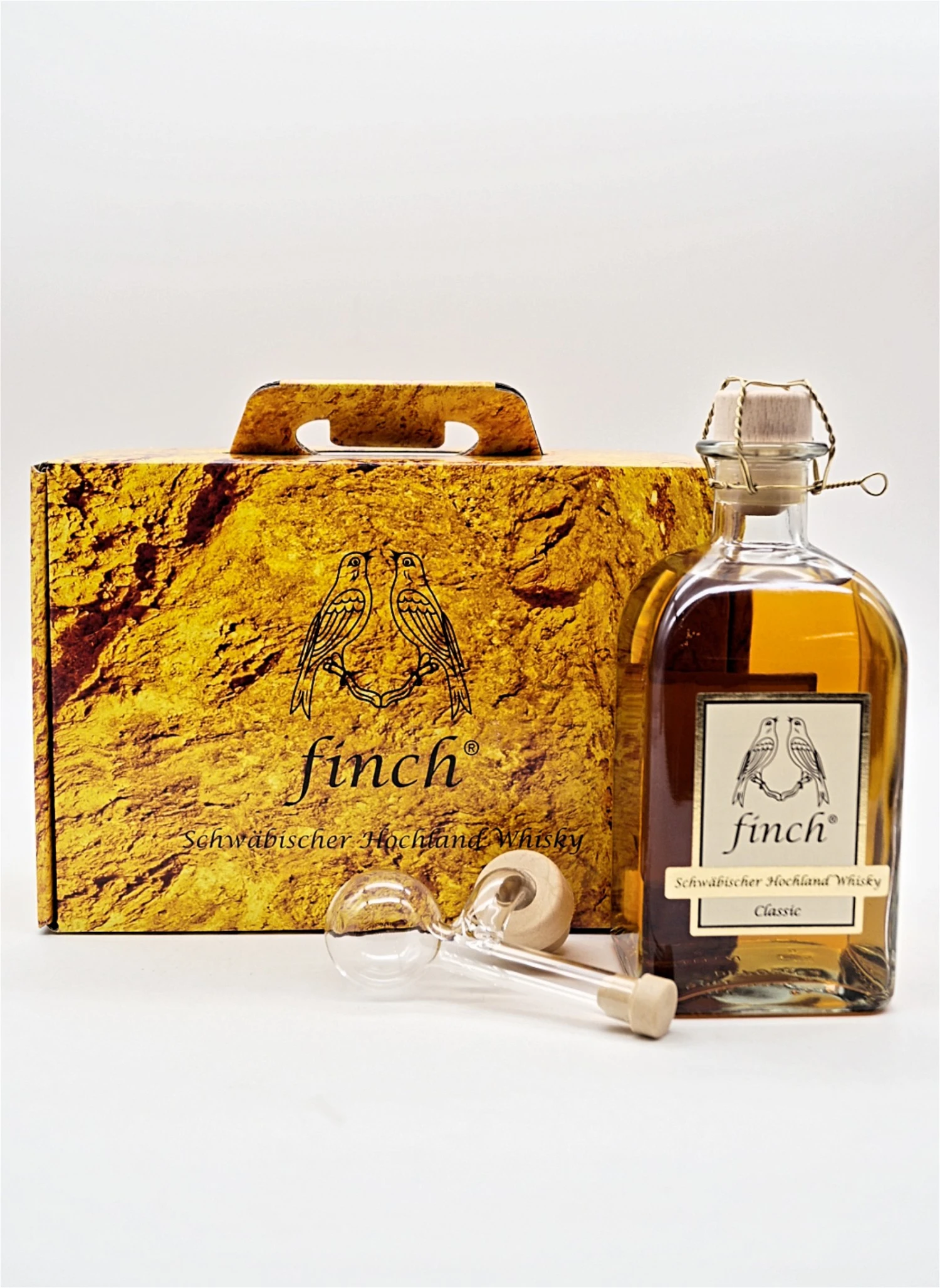 Finch - Classic Schwäbischer Hochland Whisky + Premium Glasausgießer Im Set 1 Finch - Classic Schwäbischer Hochland Whisky + Premium Glasausgießer Im Set