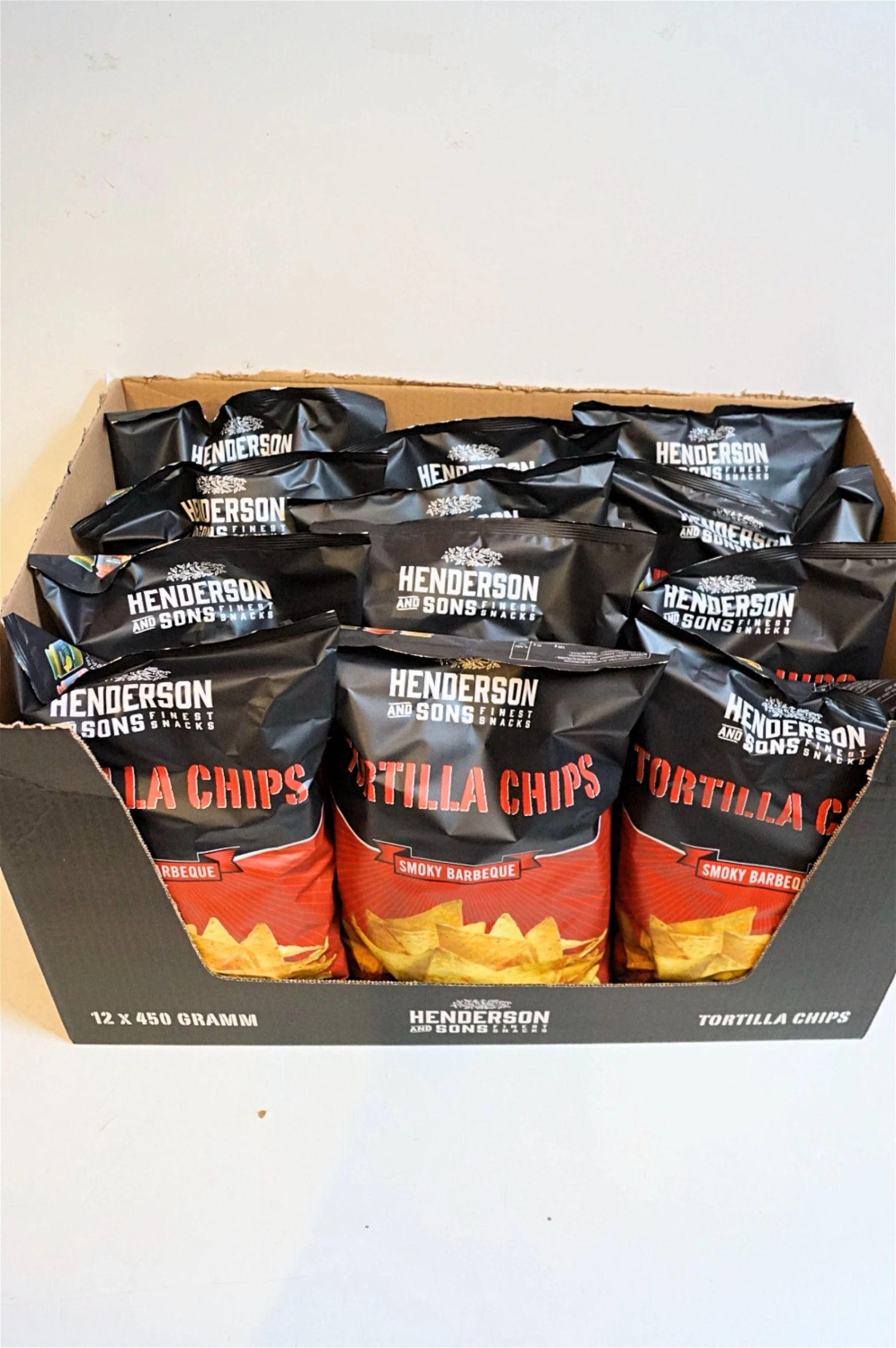 Henderson & Sons - Tortilla Chips Smoky Barbeque 12x450g Sparset 1 Henderson & Sons - Tortilla Chips Smoky Barbeque 12x450g Sparset